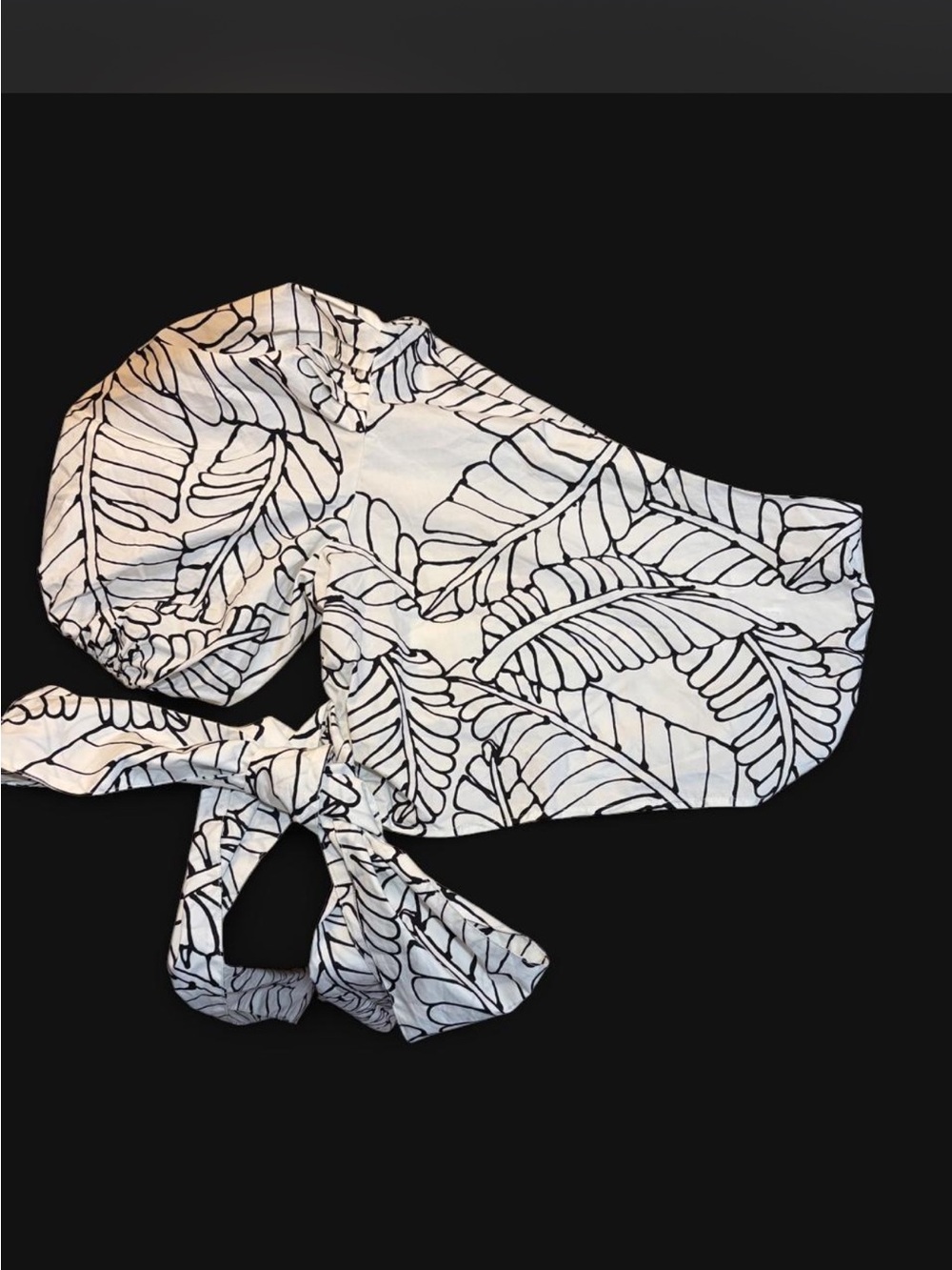 White and Black Leaf-Print vintage top